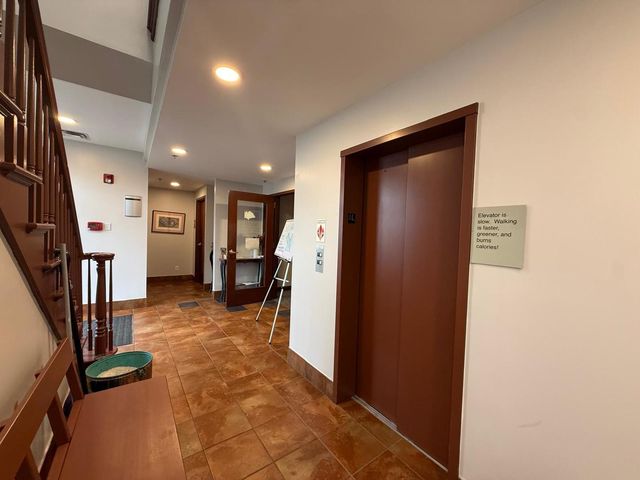 1650 E Main Street, St. Charles, IL 60174