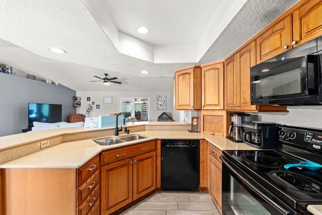 1916 CLOVERDALE COURT, Lutz, FL 33549