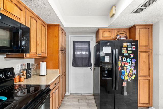 1916 CLOVERDALE COURT, Lutz, FL 33549