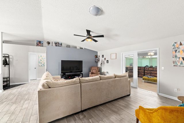 1916 CLOVERDALE COURT, Lutz, FL 33549