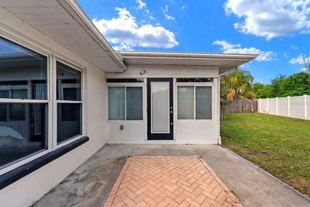 1916 CLOVERDALE COURT, Lutz, FL 33549