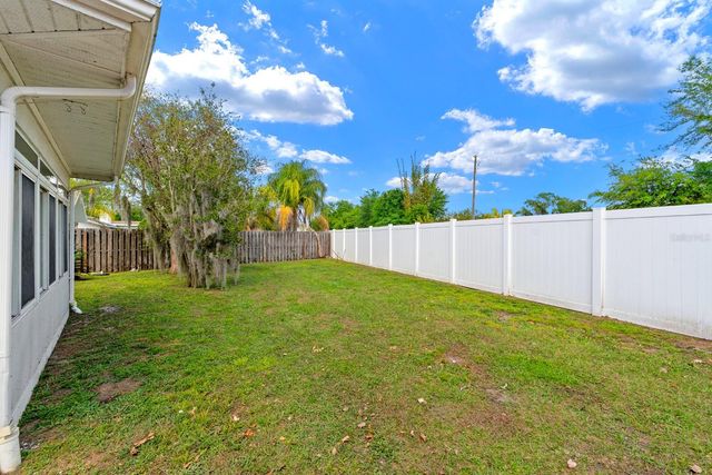 1916 CLOVERDALE COURT, Lutz, FL 33549