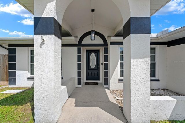 1916 CLOVERDALE COURT, Lutz, FL 33549