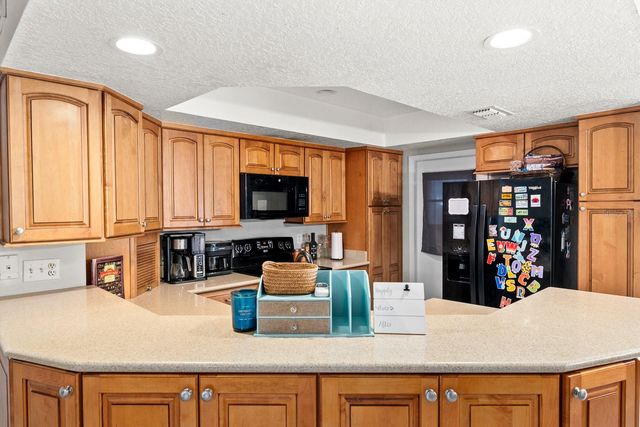 1916 CLOVERDALE COURT, Lutz, FL 33549