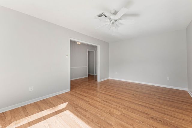 26215 Oakhurst Drive, Spring, TX 77386