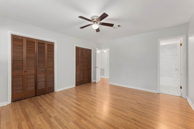 26215 Oakhurst Drive, Spring, TX 77386