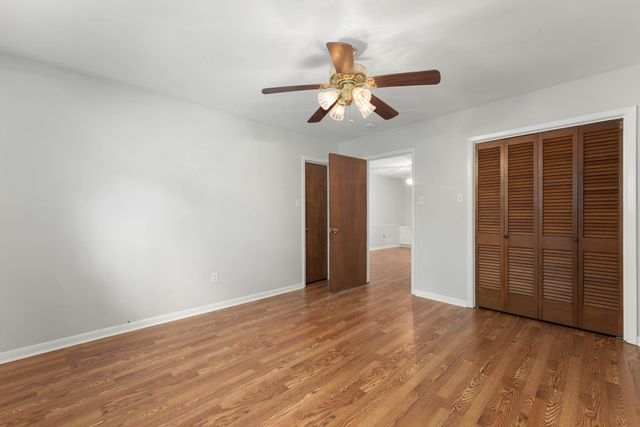 26215 Oakhurst Drive, Spring, TX 77386