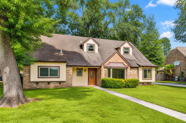 26215 Oakhurst Drive, Spring, TX 77386