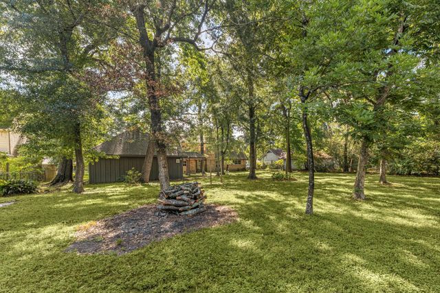 26215 Oakhurst Drive, Spring, TX 77386