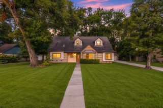 26215 Oakhurst Drive, Spring, TX 77386