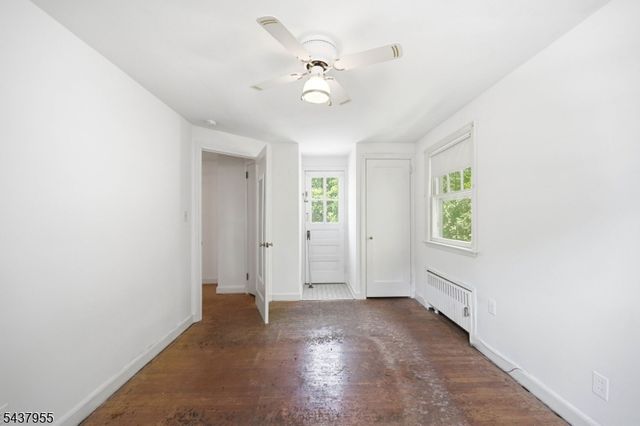 212 Grove Ave, Verona Twp., NJ 07044