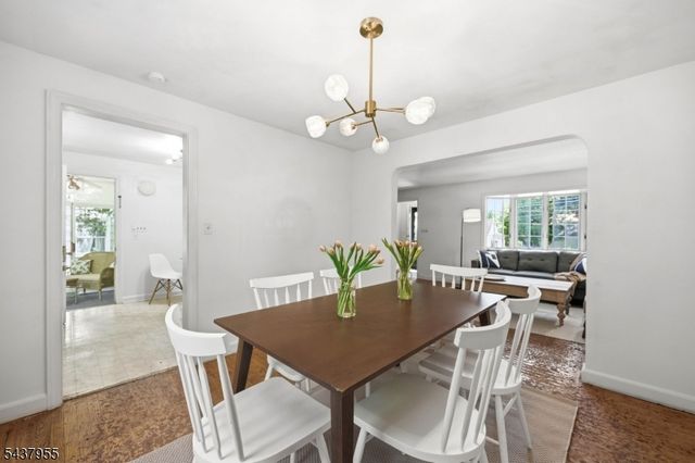 212 Grove Ave, Verona Twp., NJ 07044