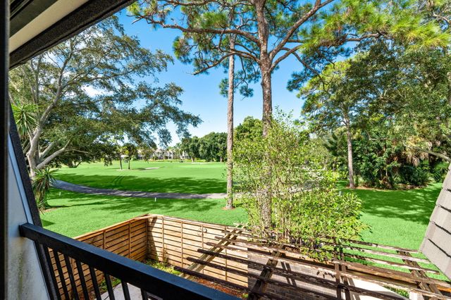 1611 16th Terrace, Palm Beach Gardens, FL 33418