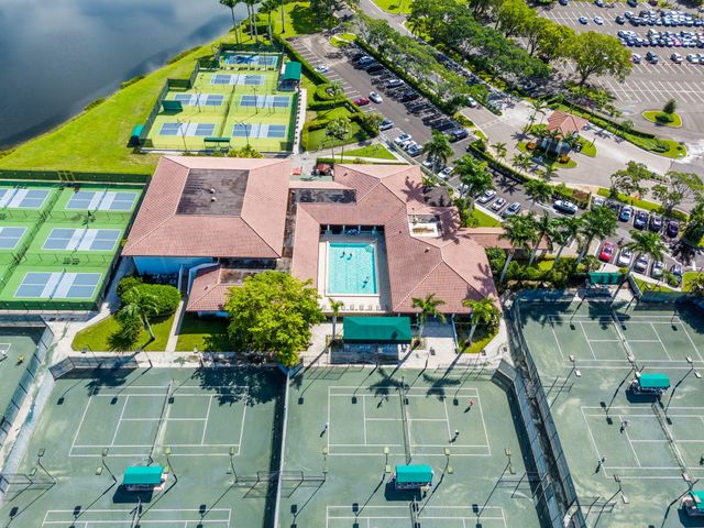 1611 16th Terrace, Palm Beach Gardens, FL 33418