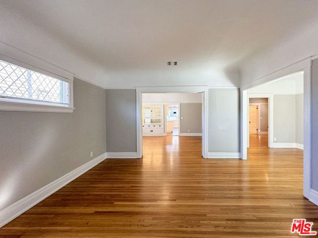 922 W KENSINGTON Road, Los Angeles, CA 90026