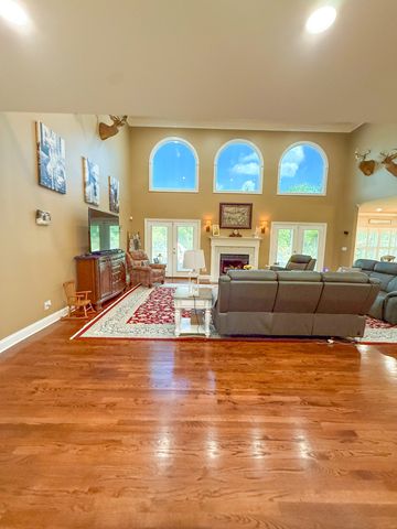 275 N Crescentview Rd, Pulaski, TN 38478