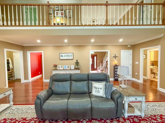 275 N Crescentview Rd, Pulaski, TN 38478