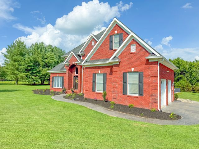 275 N Crescentview Rd, Pulaski, TN 38478