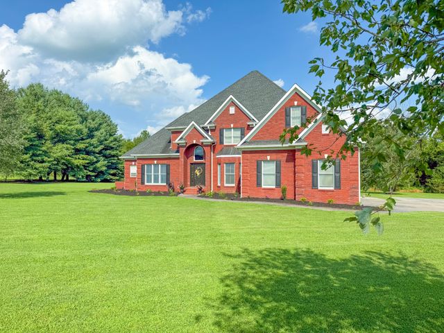 275 N Crescentview Rd, Pulaski, TN 38478