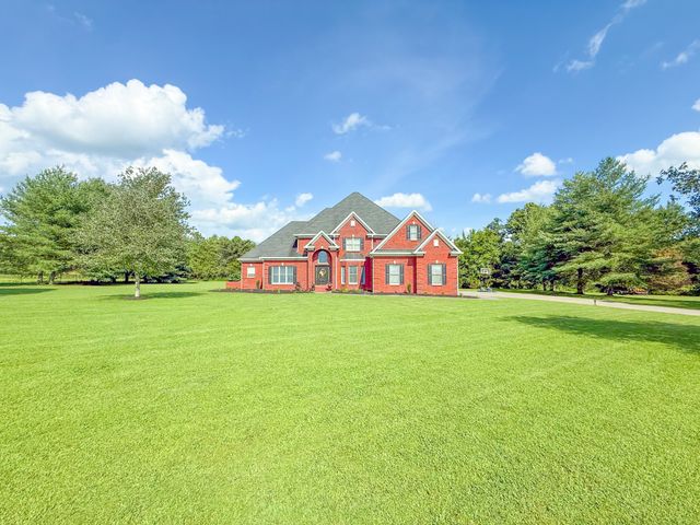 275 N Crescentview Rd, Pulaski, TN 38478