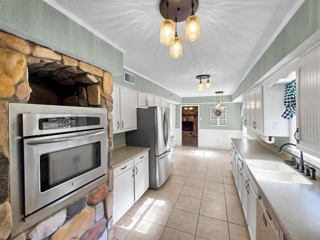 3113 County Road 4472, Warren, TX 77664