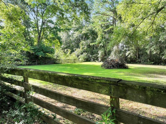 3113 County Road 4472, Warren, TX 77664