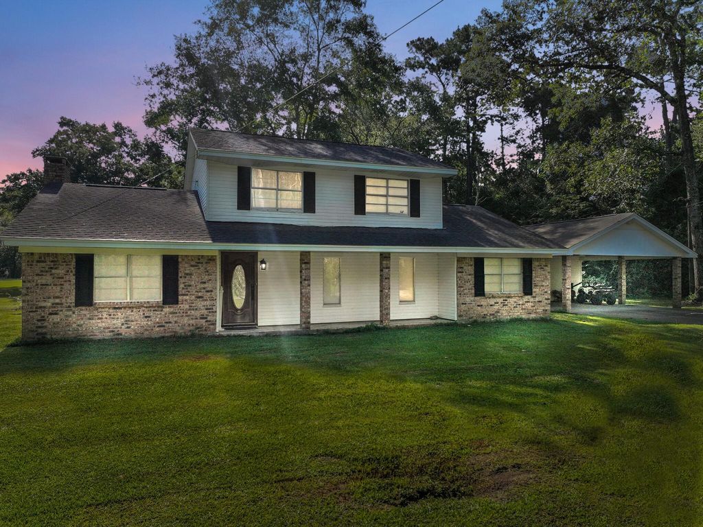 3113 County Road 4472, Warren, TX 77664