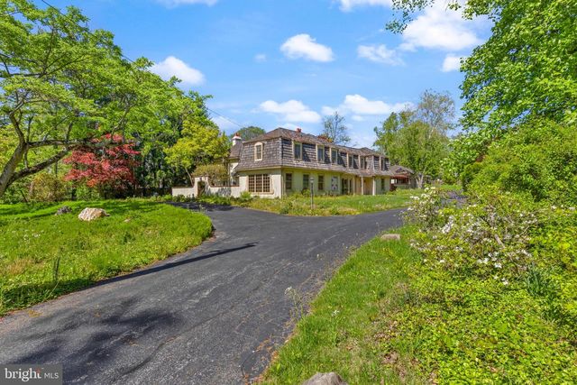 176 ABRAHAMS LN, Villanova, PA 19085