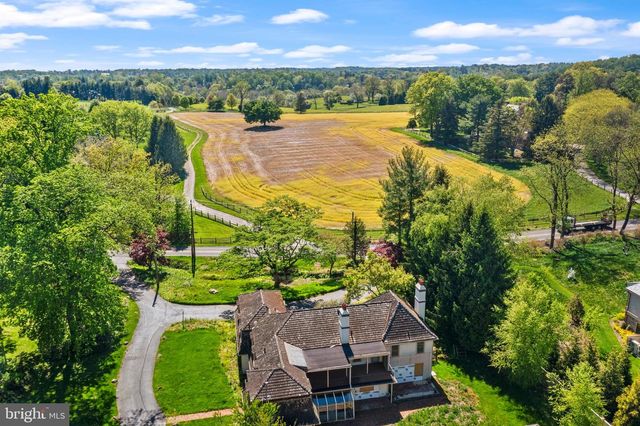 176 ABRAHAMS LN, Villanova, PA 19085