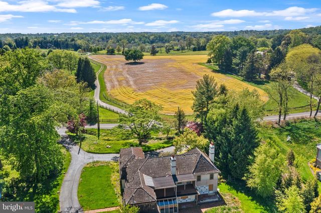 176 ABRAHAMS LN, Villanova, PA 19085