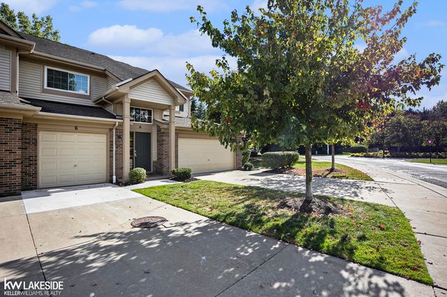 6 N Vista Street, Auburn Hills, MI 48326