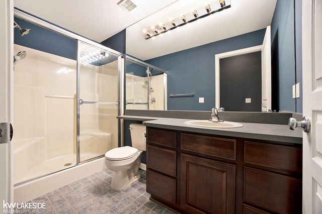 6 N Vista Street, Auburn Hills, MI 48326