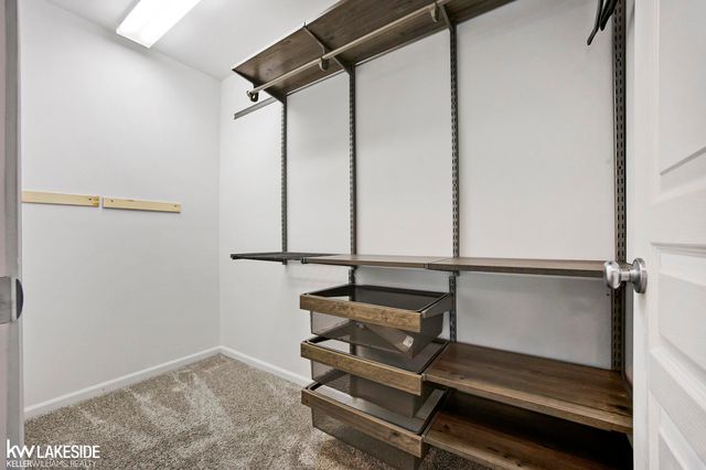 6 N Vista Street, Auburn Hills, MI 48326