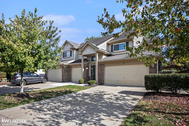 6 N Vista Street, Auburn Hills, MI 48326