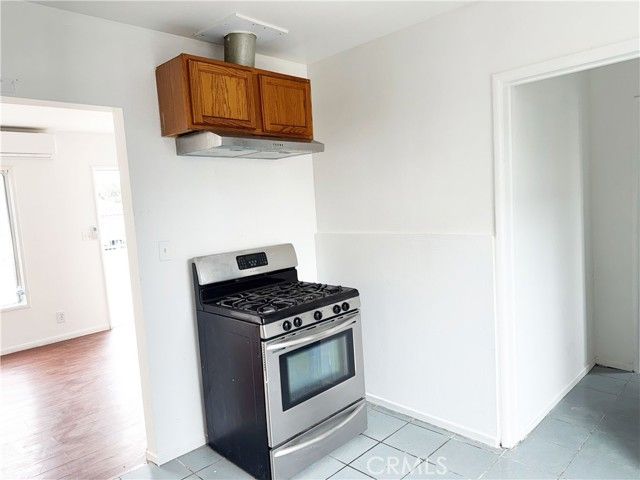 1330 S Reservoir Street, Pomona, CA 91766