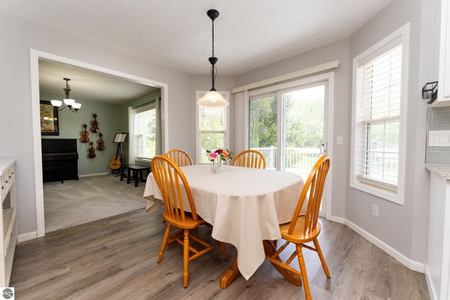 1151 Meadow Drive, Mt Pleasant, MI 48858