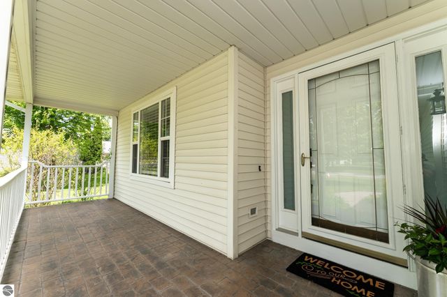 1151 Meadow Drive, Mt Pleasant, MI 48858