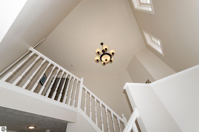 1151 Meadow Drive, Mt Pleasant, MI 48858