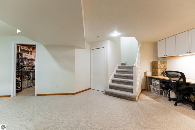 1151 Meadow Drive, Mt Pleasant, MI 48858