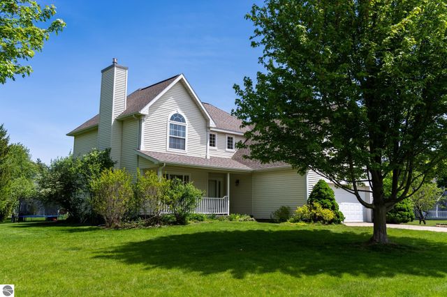 1151 Meadow Drive, Mt Pleasant, MI 48858