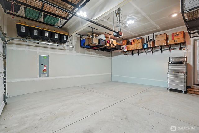 1230 Baker Heights Loop, Bremerton, WA 98312