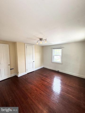 150 E HARTWELL LN, Philadelphia, PA 19118
