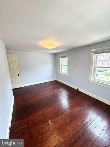 150 E HARTWELL LN, Philadelphia, PA 19118