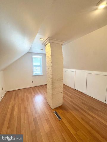150 E HARTWELL LN, Philadelphia, PA 19118