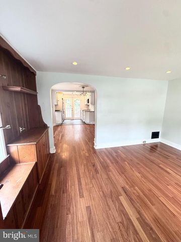 150 E HARTWELL LN, Philadelphia, PA 19118