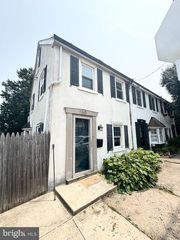 150 E HARTWELL LN, Philadelphia, PA 19118