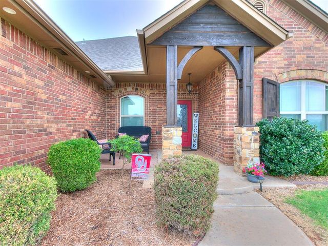 507 Arrowhead Drive, Tuttle, OK 73089