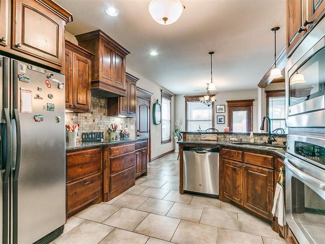 507 Arrowhead Drive, Tuttle, OK 73089