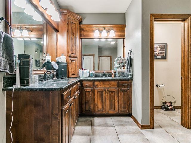 507 Arrowhead Drive, Tuttle, OK 73089