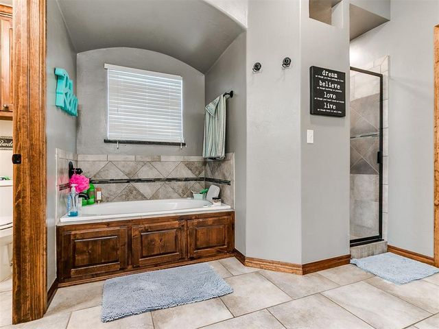 507 Arrowhead Drive, Tuttle, OK 73089